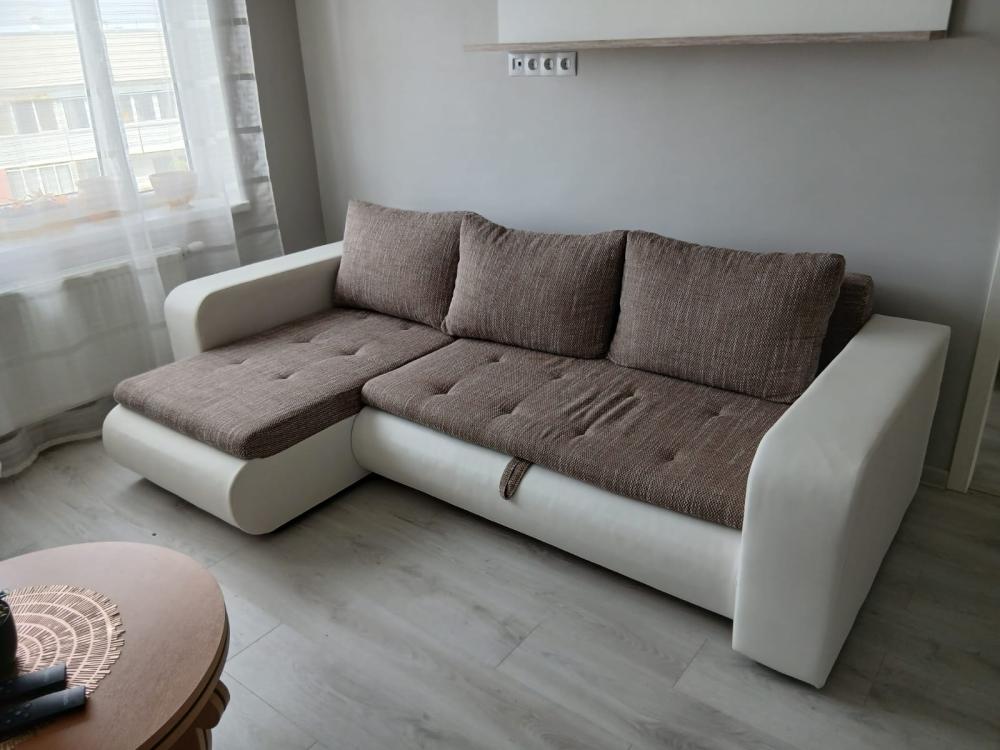 Advert image