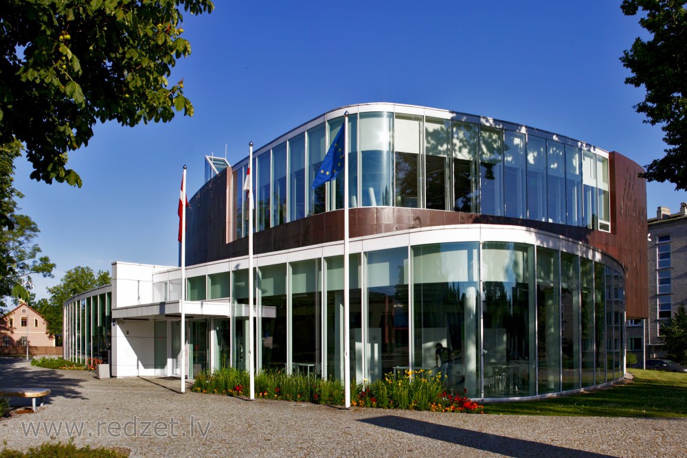 Main-Image